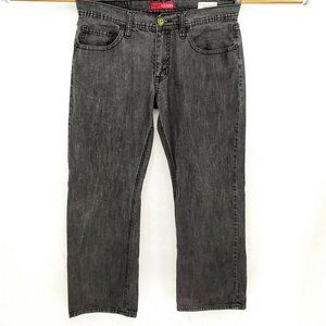 GUESS Rowland Fit 34x30 Relaxed Fit Straight Leg